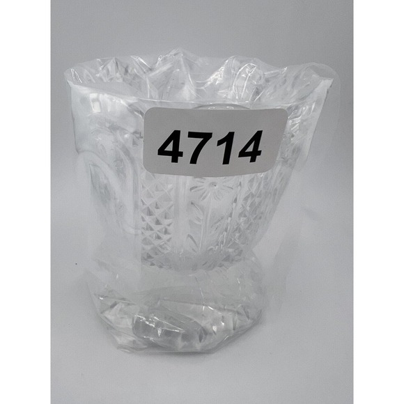 Vintage Avon Fostoria Floral Clear Glass Scalloped Edges Footed Candle Holder - Picture 9 of 9